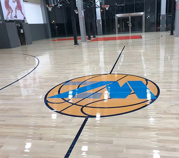 上海市浦东区五洲羽毛球中心篮球馆