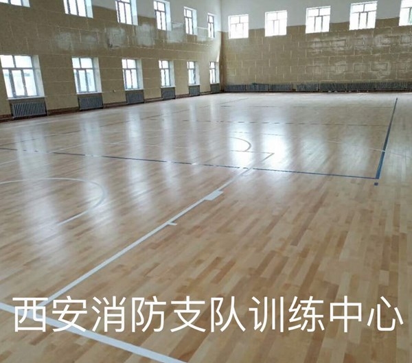 体育木地板保养方法