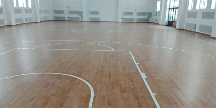 鹤岗市煤城小学