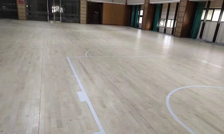 体育运动木地板质量如何辨别优劣